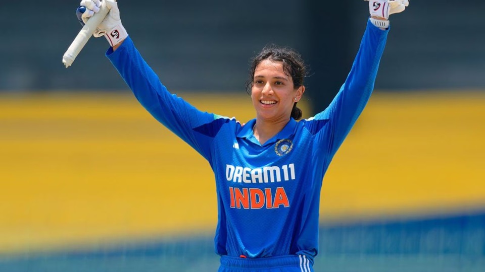 smriti mandhana height in feet