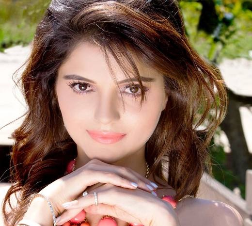rubina dilaik height in feet