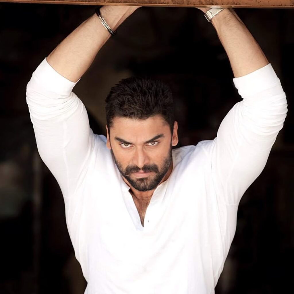 nikitin dheer height