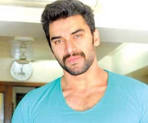 nikitin dheer height