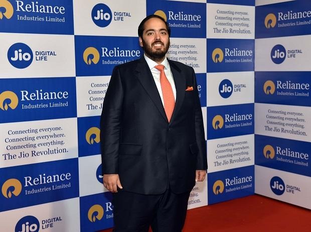 anant ambani height