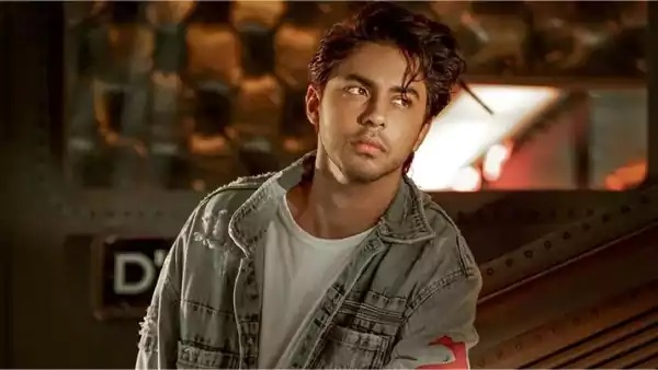 aryan khan height in feet