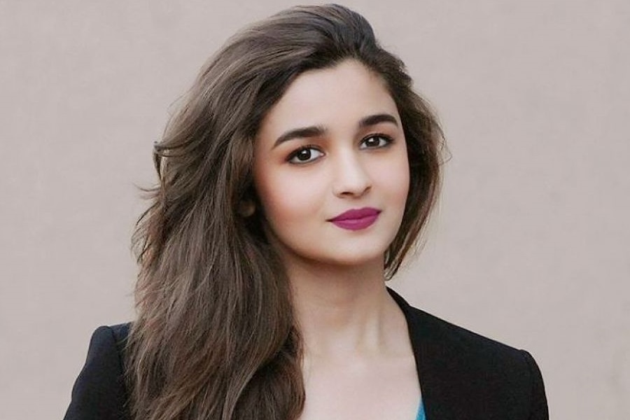 alia bhatt height in cm