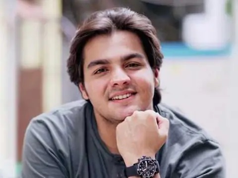ashish chanchlani height