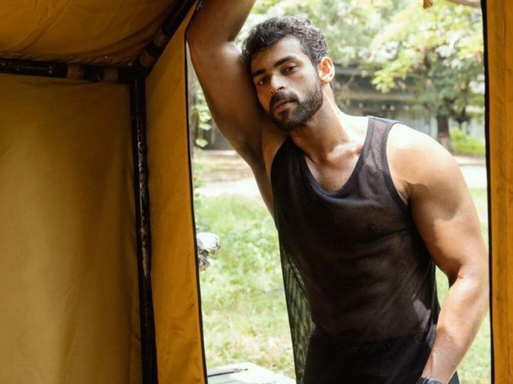 varun tej height in feet